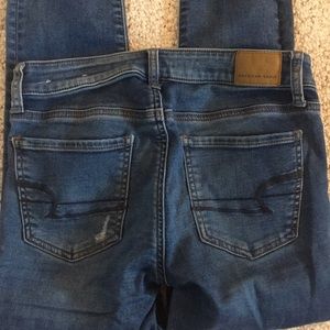 American Eagle High Waisted Blue Jeans